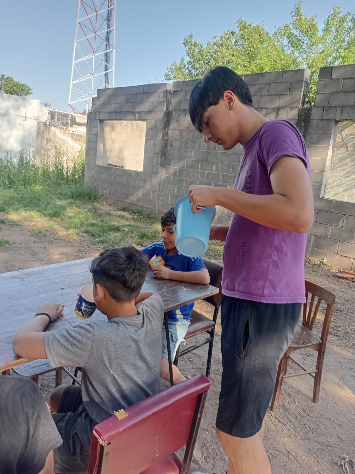Escuela en Salida 62